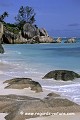 Loïc VAISSIERE paysages mers rochers granite ciels bleus soleil palmiers couches sables plages rivages littoral littoraux oceans indien iles archipels seychelles afrique 